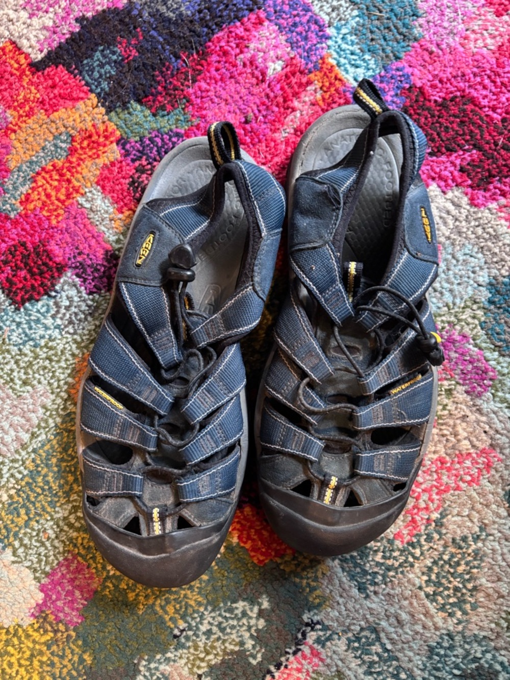 Keen Men's Navy Blue Sandal Sneakers with Yellow Accents